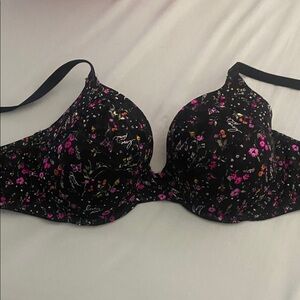 Wear everywhere tshirt lightly lined bra 38D